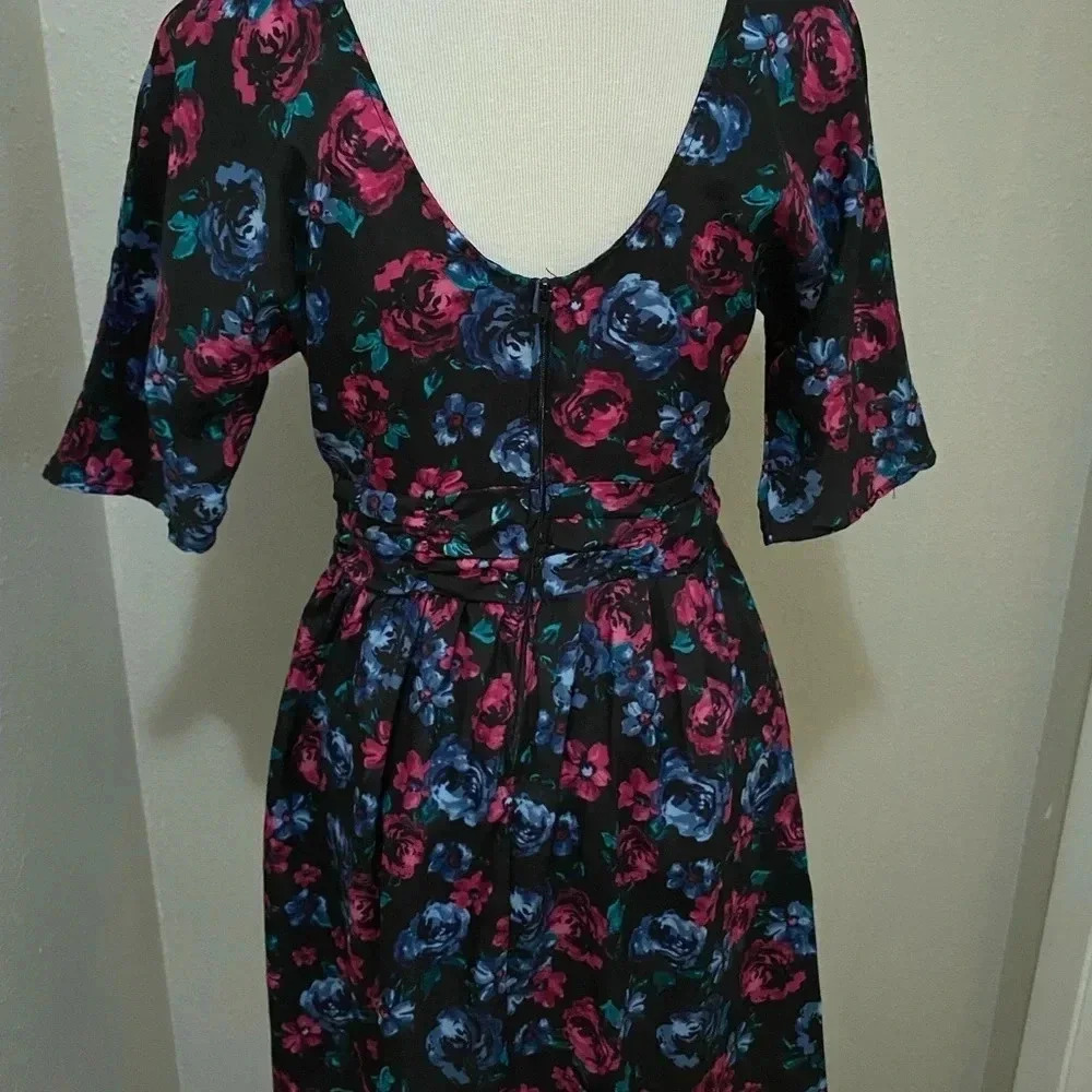 *EUC* Retro Xhiliration Low back Belted Flower A-line dress - Picture 2 of 6